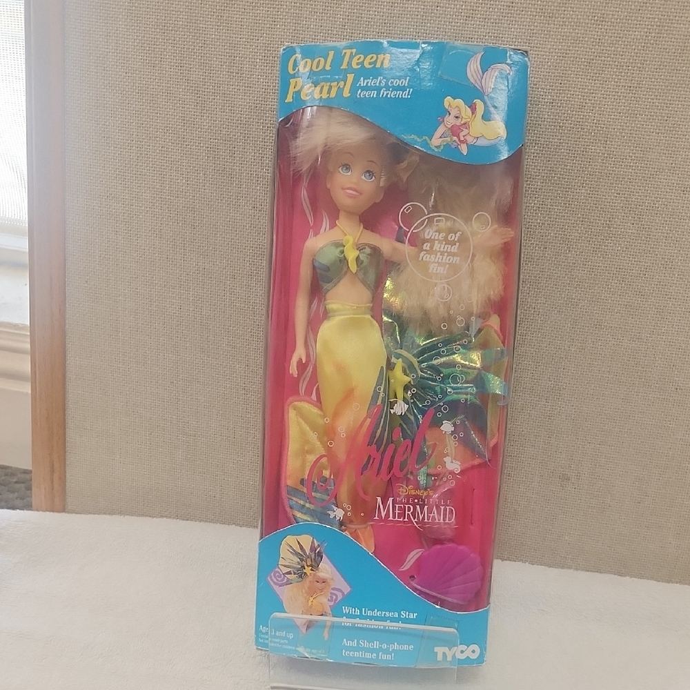 Tyco Disney Cool Teen Pearl Ariel Friend Doll 1992 Little Mermaid Collectible